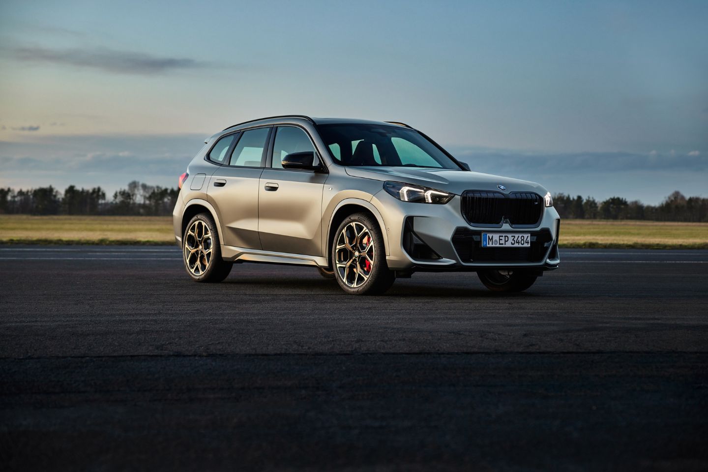 BMW ha presentato la prima X1 M35i xDrive